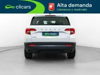 Usado Skoda Karoq Ambition 150 CV (110 kW) 2022 Blanco SUV