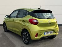 Usado Hyundai i10 67 CV (49 kW) 2024 Verde Utilitario