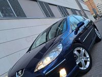 Usado Peugeot 407 136 CV (100 kW) 2006 Azul Berlina