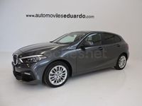 Usado BMW 118 Comfort Edition 136 CV (100 kW) 2020 Gris / plata Utilitario