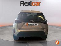 Usado Toyota Yaris Hybrid Active 116 CV (85 kW) 2024 Gris