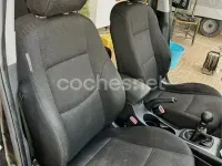 Usado Hyundai i30 Comfort 109 CV (80 kW) 2009 Negro Berlina
