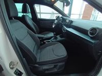 Usado Seat Arona Style Plus 110 CV (80 kW) 2021 Blanco SUV