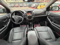 Usado SsangYong Korando Limited 175 CV (128 kW) 2015 Negro SUV