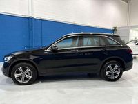 Usado Mercedes GLC300e 320 CV (235 kW) 2020 Negro SUV