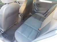 Usado VW Golf VI 105 CV (77 kW) 2011 Blanco Utilitario