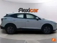 Usado Nissan Qashqai Acenta 158 CV (116 kW) 2021 Blanco SUV