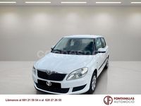 Usado Skoda Fabia Ambition 60 CV (44 kW) 2013 Blanco Berlina