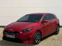 Usado Kia Ceed 120 CV (88 kW) 2022 Rojo Utilitario
