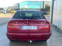 Usado Citroën Xsara Attraction 71 CV (52 kW) 1999 Granate Berlina