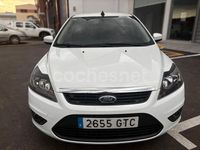 Usado Ford Focus Trend 109 CV (80 kW) 2010 Blanco Berlina