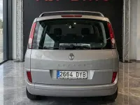 Usado Renault Espace Expression 120 CV (88 kW) 2006 Gris / plata Monovolumen