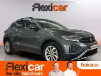 Usado VW T-Roc Life 110 CV (80 kW) 2023 Gris SUV