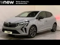Usado Renault Clio V Techno 100 CV (73 kW) 2025 Gris / plata Berlina