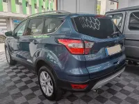 Usado Ford Kuga Trend 120 CV (88 kW) 2018 Azul SUV
