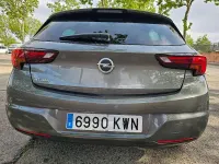 Usado Opel Astra Dynamic 125 CV (91 kW) 2019 Beige Berlina
