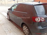 Usado VW Golf Plus Cross Highline 105 CV (77 kW) 2006 Granate Monovolumen