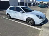 Usado Alfa Romeo Giulietta Super 120 CV (88 kW) 2019 Blanco Utilitario