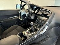 Usado Peugeot 3008 Sport 110 CV (80 kW) 2010 Gris / plata Familiar