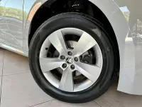 Usado Skoda Kamiq Ambition 110 CV (80 kW) 2021 Gris / plata SUV