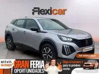 Usado Peugeot 2008 Active 101 CV (74 kW) 2023 Gris SUV