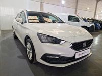 Usado Seat Leon Style 150 CV (110 kW) 2021 Blanco Familiar