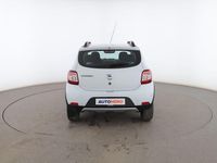 Usado Dacia Sandero Stepway 90 CV (66 kW) 2015 Blanco Utilitario