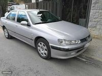 Usado Peugeot 406 110 CV (80 kW) 1999 Plateado Berlina