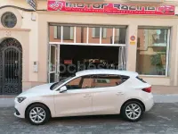 Usado Seat Leon Style 115 CV (84 kW) 2022 Blanco Berlina
