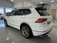 Begagnad VW Tiguan Allspace Sportline 190 HK (139 kW) 2018 Vit SUV