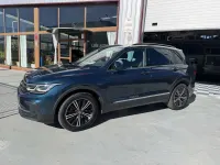 Usado VW Tiguan Life 150 CV (110 kW) 2023 Azul SUV