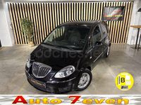 Usado Lancia Musa Gold 95 CV (69 kW) 2013 Negro Monovolumen