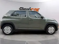 Usado Hyundai Inster 71 kW (97 CV) 2025 Verde Utilitario
