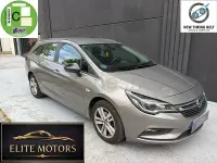 Usado Opel Astra Excellence 110 CV (80 kW) 2017 Gris / plata Familiar