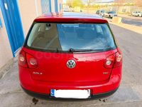 Usado VW Golf IV Highline 105 CV (77 kW) 2004 Rojo Berlina