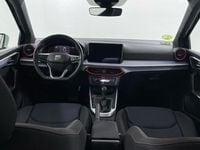 Usado Seat Arona FR 110 CV (80 kW) 2023 Gris SUV