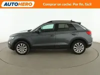 Usado VW T-Roc Advance 116 CV (85 kW) 2020 Gris SUV