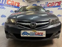 Usado Honda Accord Executive 140 CV (102 kW) 2007 Gris / plata Berlina