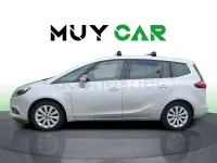 Usado Opel Zafira Excellence 134 CV (98 kW) 2017 Gris / plata Monovolumen