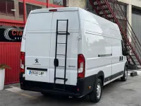 Usado Peugeot Boxer S 140 CV (102 kW) 2022 Blanco Van