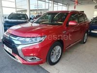 Usado Mitsubishi Outlander P-HEV 224 CV (164 kW) 2018 Granate SUV