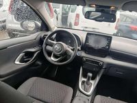 Usado Toyota Yaris Hybrid Active 116 CV (85 kW) 2022 Blanco Utilitario