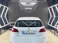 Usado Peugeot 308 Allure 130 CV (95 kW) 2015 Blanco Berlina