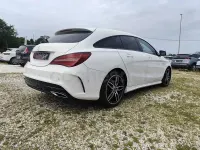 Usado Mercedes CLA220 Shooting Brake 170 CV (125 kW) 2019 Blanco Familiar