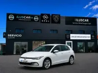 Usado VW Golf VIII 116 CV (85 kW) 2022 Blanco Berlina