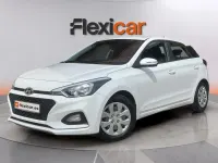 Usado Hyundai i20 75 CV (55 kW) 2018 Blanco Berlina