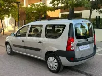 Usado Dacia Logan Lauréate 105 CV (77 kW) 2007 Gris / plata Familiar