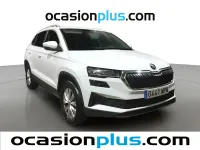 Usado Skoda Karoq Selection 115 CV (84 kW) 2024 Blanco SUV