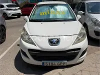 Usado Peugeot 207 75 CV (55 kW) 2009 Blanco Berlina