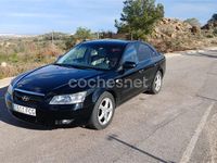 Usado Hyundai Sonata Style 140 CV (102 kW) 2006 Negro Berlina